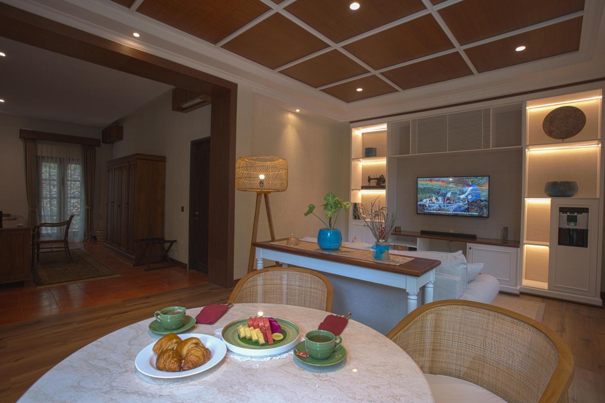 Resor Plataran Komodo 5*